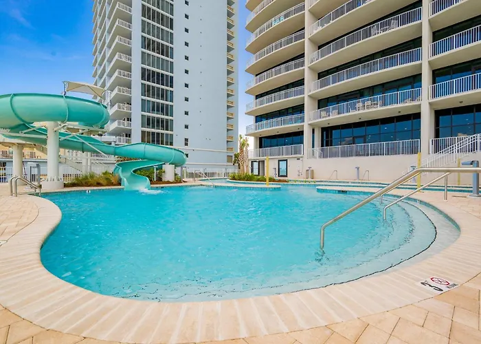 Four-bedroom Apartment *