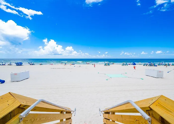Four-bedroom Apartment Gulf Shores
