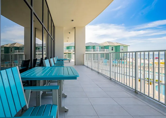 Four-bedroom Apartment
