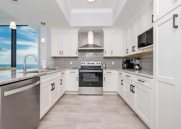 Four-bedroom Apartment