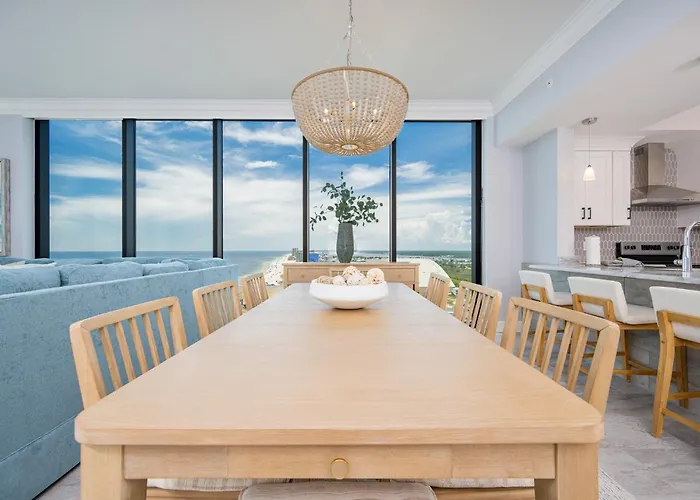 Four-bedroom * Gulf Shores